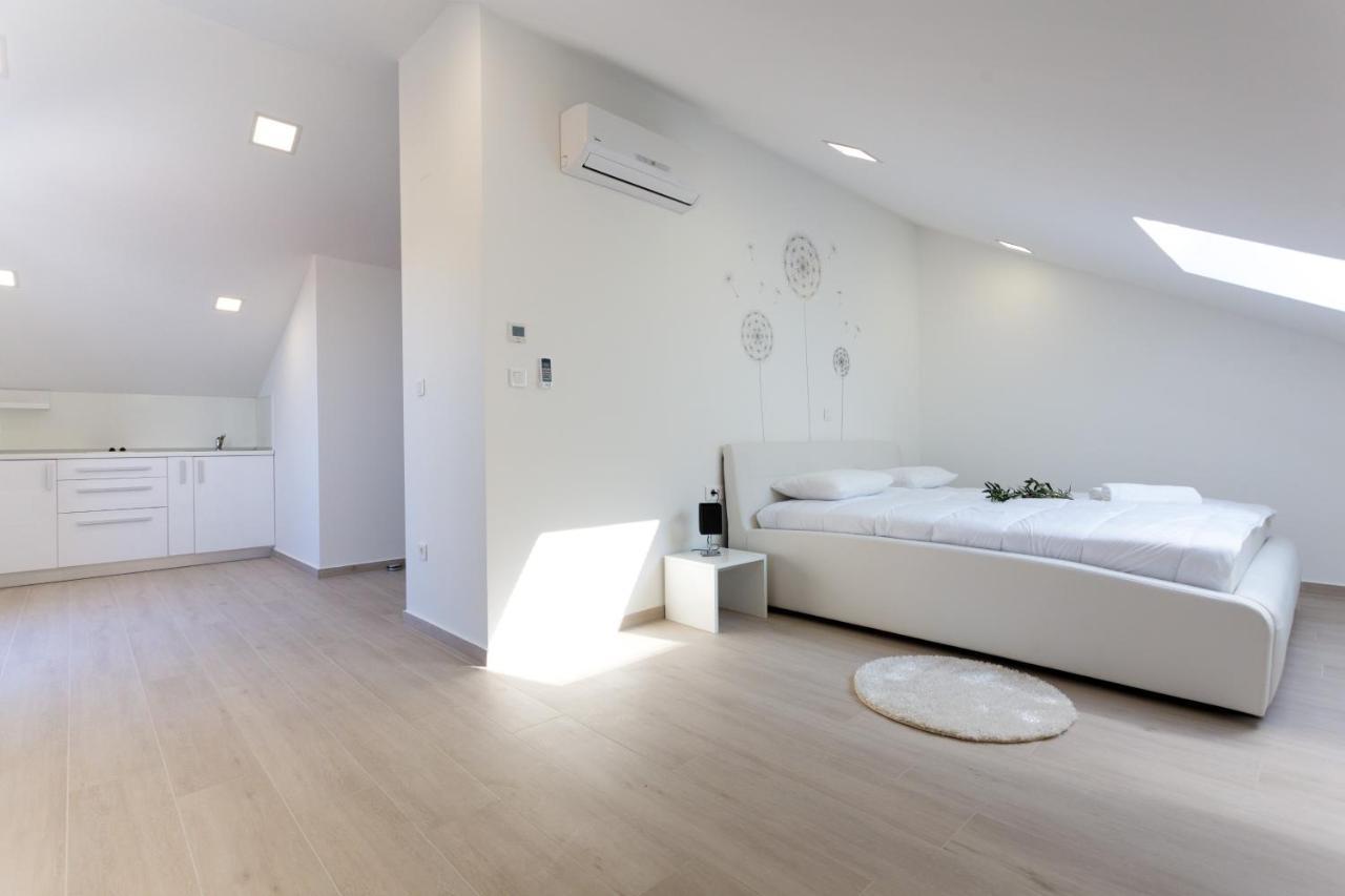 Apartment Alius Ragusa Deluxe Εξωτερικό φωτογραφία
